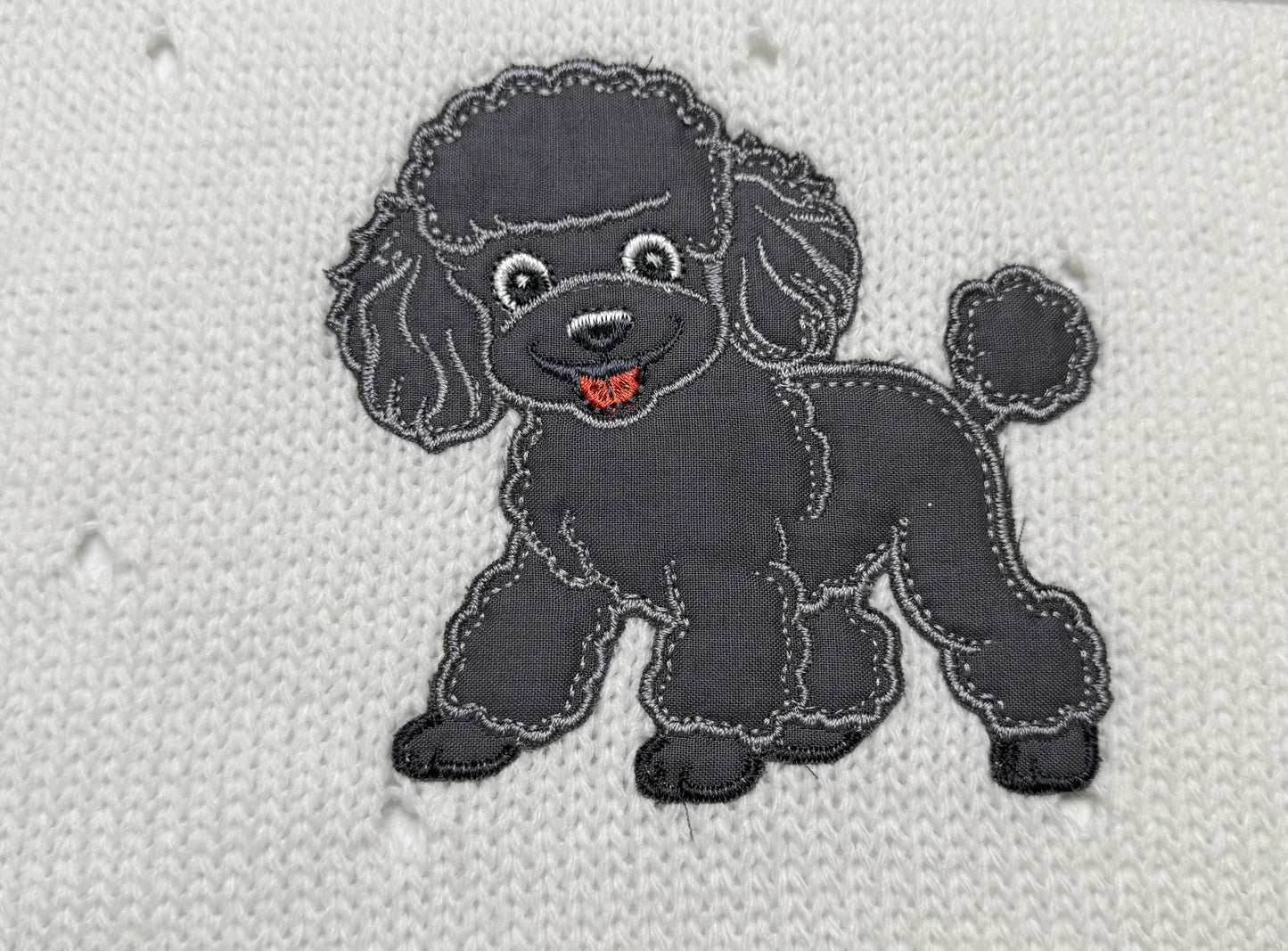 Coperta Filo Lana Panna Con Barboncino Ricamato Grigio