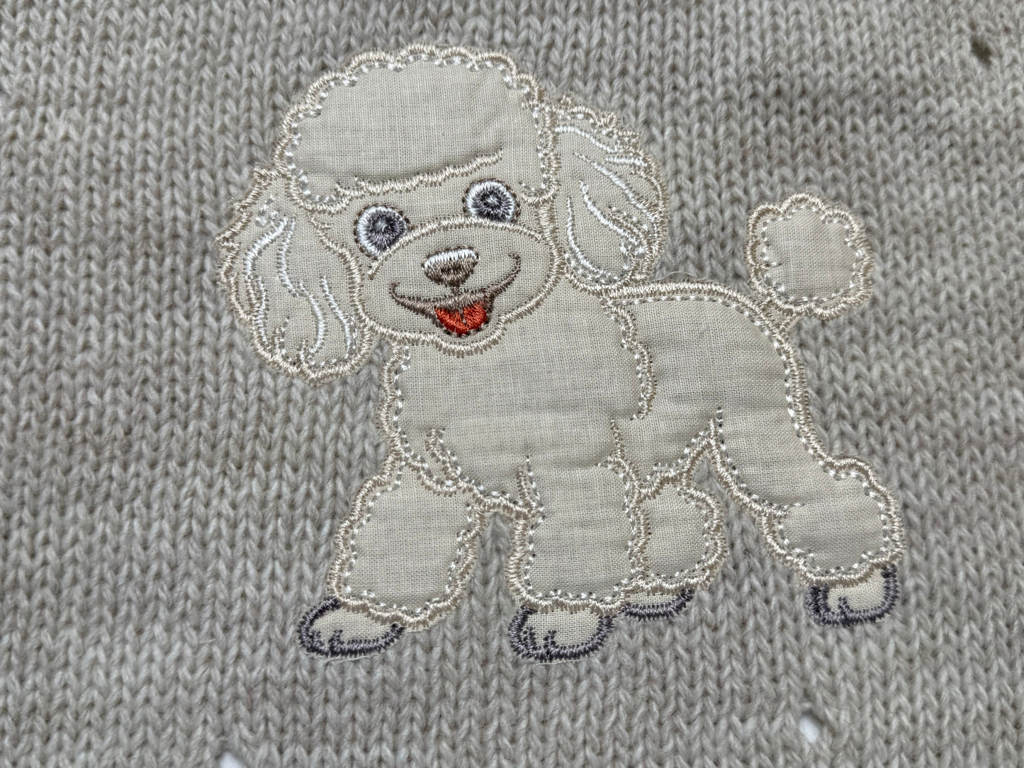 Coperta Filo Lana Tortora Con Barboncino Ricamato Miele