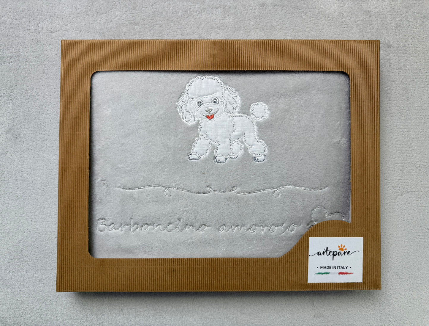 Coperta Pelliccetta Grigio Con Barboncino Ricamato Bianco